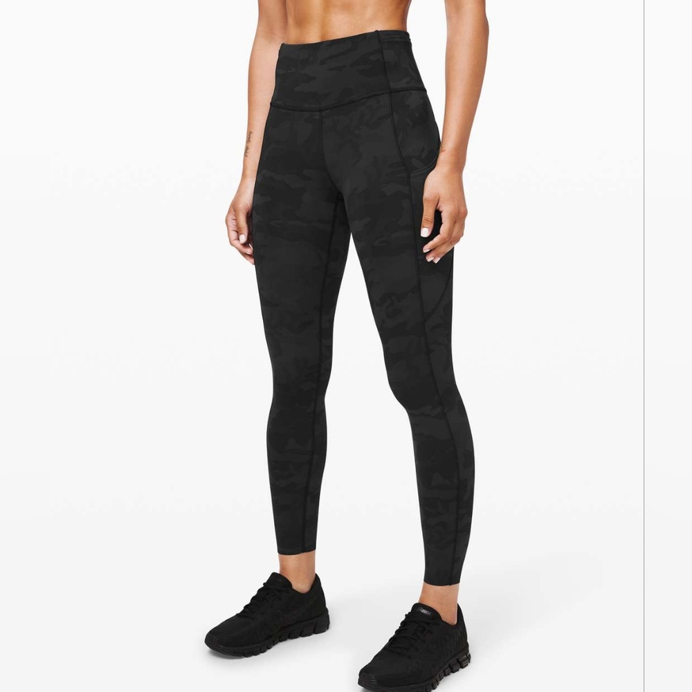 🌈Lululemon Fast and Free Tight II 25" *Non-Reflective Nulux Incognito Camo